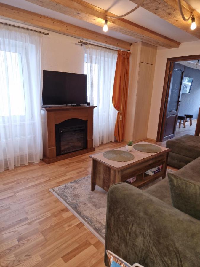 Evelyn'S Place Apartment Brasov Exterior photo